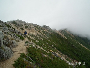 登山道